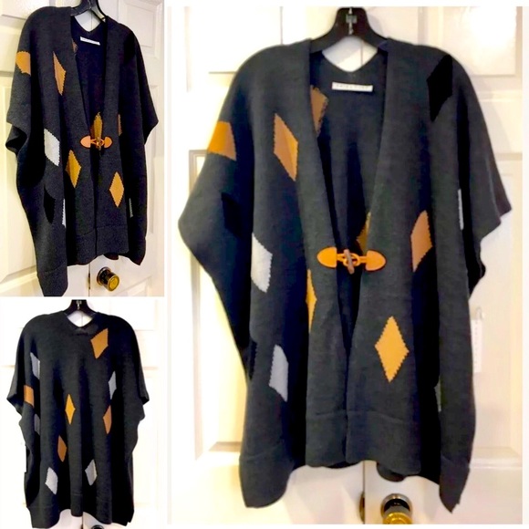 TRINA TURK-"HADLEE" - Merino Wool Swing Sweater-Sz M/L - Picture 2 of 2